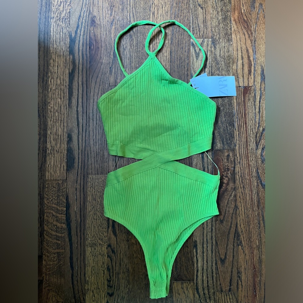 NWT Zara cutout bodysuit green